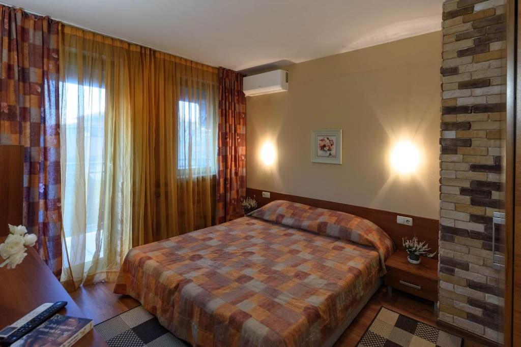 Cosy Room In The Center Of בנסקו מראה חיצוני תמונה